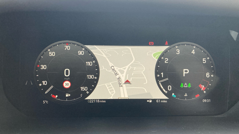 Land Rover Defender 2.0 P300 X-Dynamic HSE 110 5dr Auto Petrol Estate